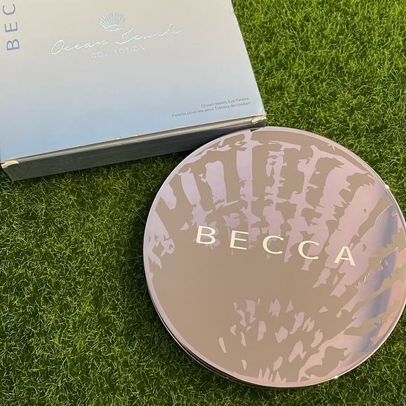 Becca Ocean Jewels Eye Palette - Picture 2 of 4
